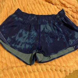 Lululemon hotty hot short